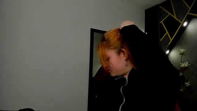 Snapshot of almma_shy chatting on 01/23/25, 03:22 almma shy online show from 01/23/25, 03:22