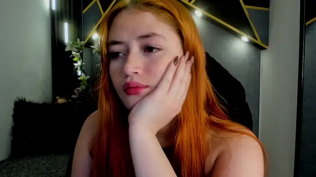 Snapshot of almma_shy chatting on 02/04/25, 03:26 almma shy online show from 02/04/25, 03:26