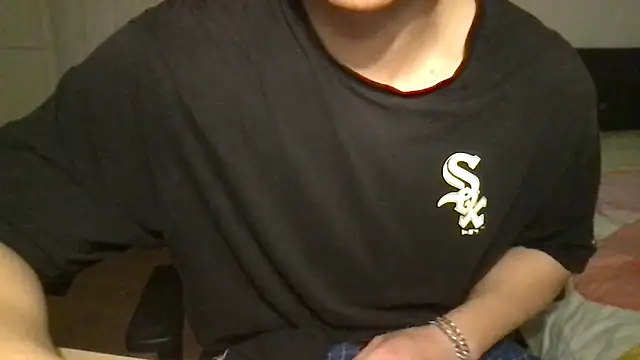 jungcock3210 online show from 10/22/25, 05:02