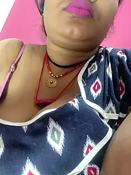 Snapshot of sexychutxxx7 chatting on 02/12/26, 03:18 sexychutxxx7 online show from 02/12/26, 03:18