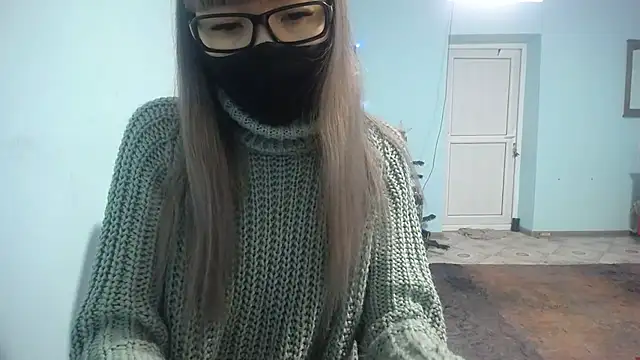 Snapshot of elllaaxx chatting on 01/02/25, 04:52 elllaaxx online show from 01/02/25, 04:52