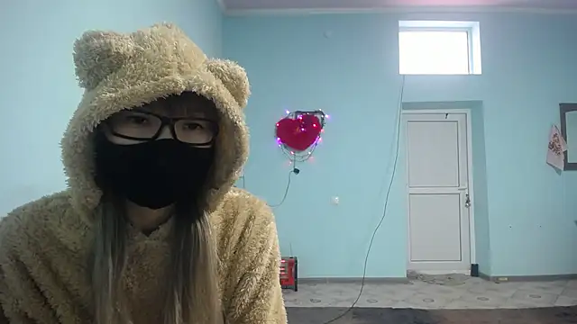 Snapshot of elllaaxx chatting on 02/12/25, 03:29 elllaaxx online show from 02/12/25, 03:29