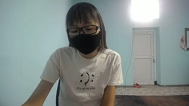Snapshot of elllaaxx chatting on 03/15/25, 06:58 elllaaxx online show from 03/15/25, 06:58