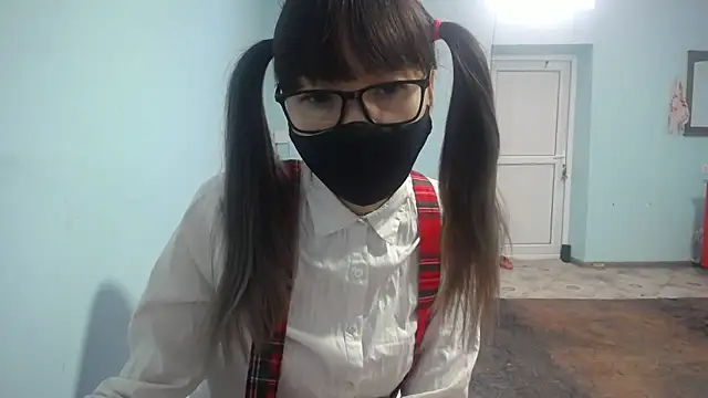 Snapshot of elllaaxx chatting on 10/02/25, 05:14 elllaaxx online show from 10/02/25, 05:14
