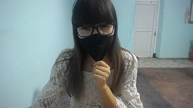 elllaaxx online show from 11/17/25, 04:07