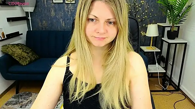 SmilingEmily  online show from 10/17/25, 06:27