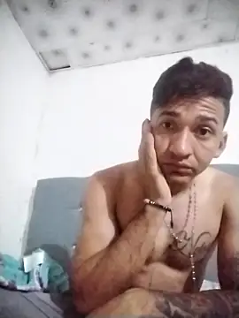 Yesiell online show from 11/04/25, 03:22