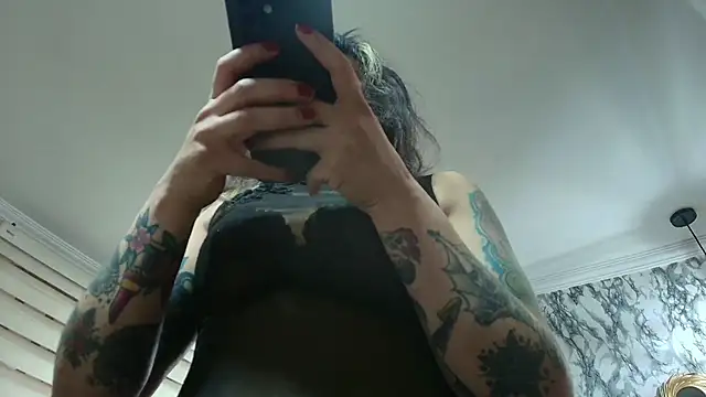 Naughty Kittenm online show from 11/14/25, 11:20