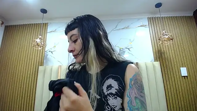 Naughty Kittenm online show from 06/16/26, 11:35