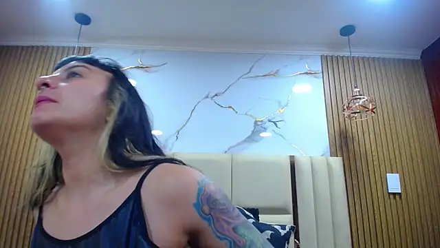 Naughty Kittenm online show from 06/24/26, 11:31