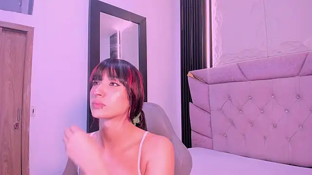 laurem-paulette online show from 09/27/25, 07:19