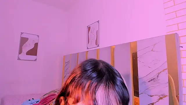 laurem-paulette online show from 11/01/25, 01:13