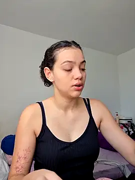 Snapshot of Angela_hank2 chatting on 04/09/26, 02:00 Angela hank2 online show from 04/09/26, 02:00