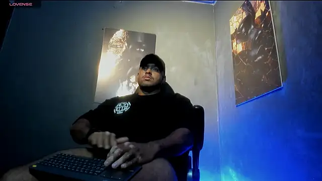 Snapshot of Big_furry_bear13 chatting on 10/03/25, 05:15 Big furry bear13 online show from 10/03/25, 05:15