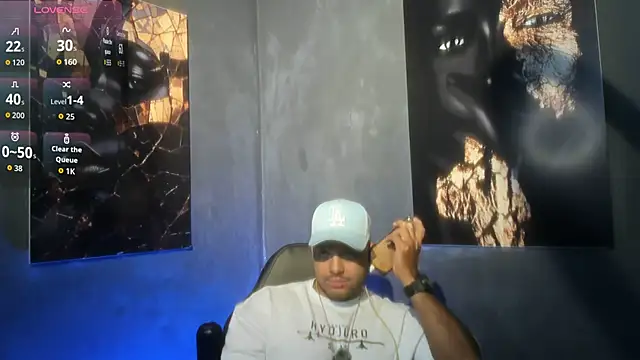 Snapshot of Big_furry_bear13 chatting on 10/04/25, 05:05 Big furry bear13 online show from 10/04/25, 05:05