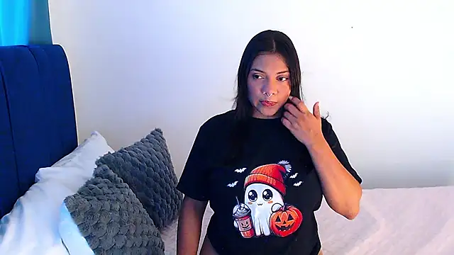 angela santana  online show from 03/13/25, 06:01