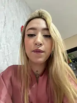 MollyCruz online show from 06/19/26, 02:16