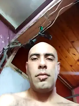 Snapshot of Pela1984 chatting on 11/01/25, 03:30 Pela1984 online show from 11/01/25, 03:30