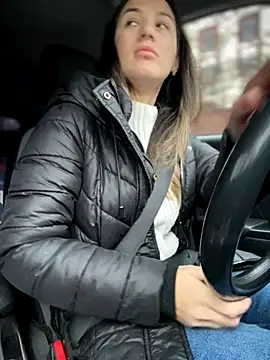 HotXMom online show from 12/04/25, 06:55