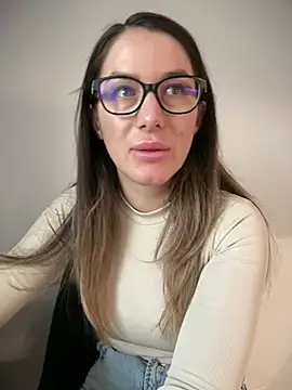 HotXMom online show from 01/17/26, 06:18