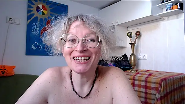 Snapshot of Zosya1111 chatting on 02/22/25, 08:07 Zosya1111 online show from 02/22/25, 08:07