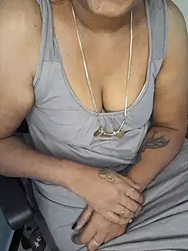 Snapshot of negatamil chatting on 02/27/25, 05:04 negatamil online show from 02/27/25, 05:04