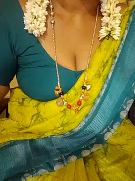 Snapshot of negatamil chatting on 09/26/25, 04:44 negatamil online show from 09/26/25, 04:44