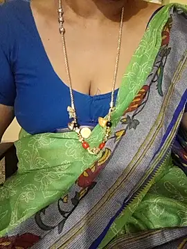 Snapshot of negatamil chatting on 11/05/25, 04:40 negatamil online show from 11/05/25, 04:40