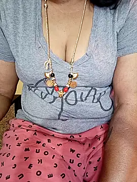 Snapshot of negatamil chatting on 12/14/25, 04:18 negatamil online show from 12/14/25, 04:18