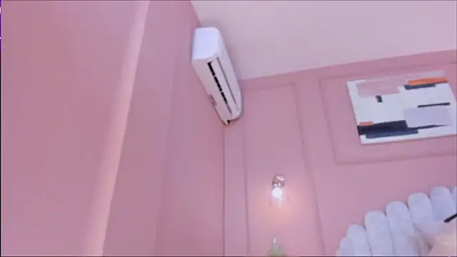 lia ass  online show from 01/26/25, 10:45