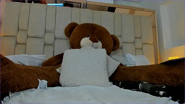 SheylaBakerr online show from 02/09/25, 02:40