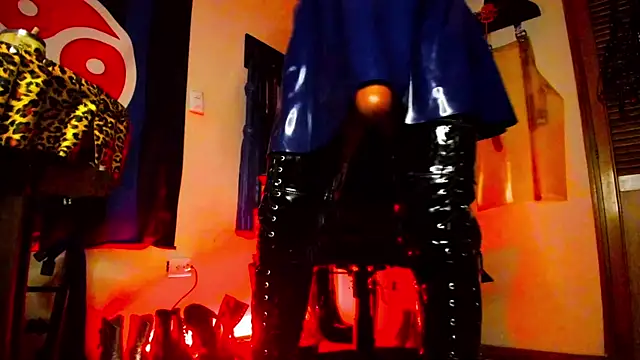 DominatrixBlue online show from 02/07/25, 06:34