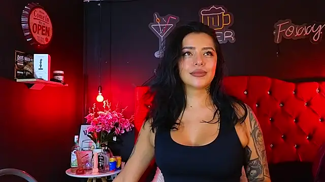 Snapshot of foxxy_nasty chatting on 02/05/25, 05:53 foxxy nasty online show from 02/05/25, 05:53