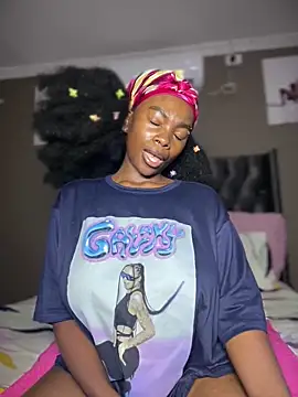 Snapshot of Candy-Heart chatting on 03/02/26, 09:54 Candy-Heart online show from 03/02/26, 09:54