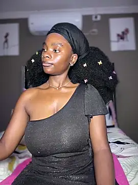 Snapshot of Candy-Heart chatting on 03/05/26, 09:44 Candy-Heart online show from 03/05/26, 09:44