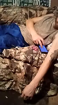 Snapshot of hothippie420 chatting on 12/19/24, 02:12 hothippie420 online show from 12/19/24, 02:12