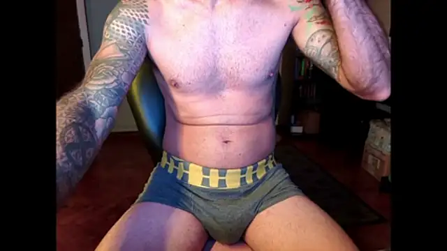 Snapshot of rumplstink chatting on 04/13/26, 10:48 rumplstink online show from 04/13/26, 10:48