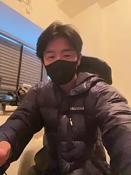 Snapshot of MTKIK chatting on 12/14/24, 02:56 MTKIK online show from 12/14/24, 02:56