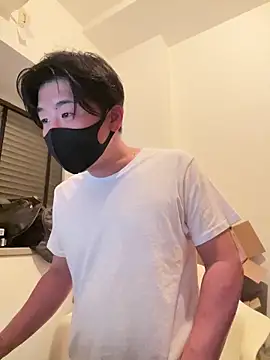 Snapshot of MTKIK chatting on 02/14/25, 11:21 MTKIK online show from 02/14/25, 11:21