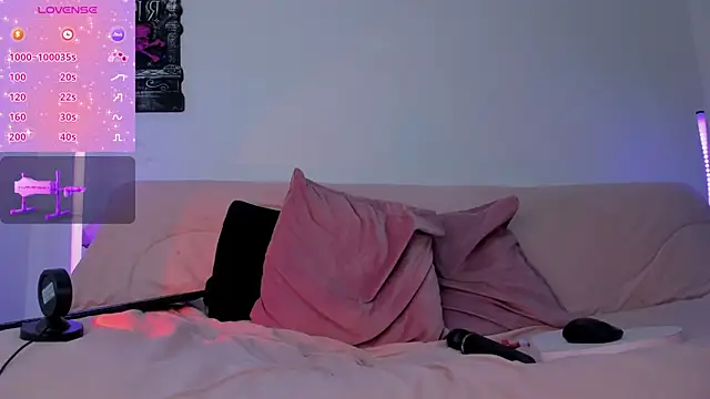 ImBlackEyes online show from 11/08/25, 10:30