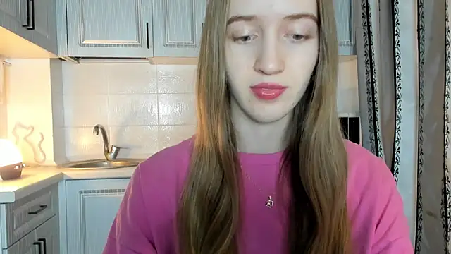 Snapshot of leslie_my_lovee chatting on 11/18/25, 08:02 leslie my lovee online show from 11/18/25, 08:02