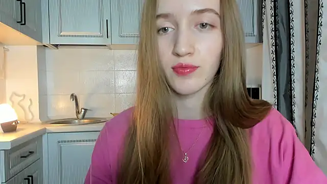 Snapshot of leslie_my_lovee chatting on 11/24/25, 07:35 leslie my lovee online show from 11/24/25, 07:35