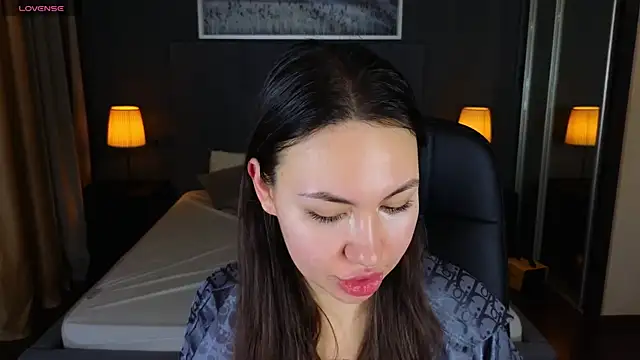 Snapshot of GIGI_BENNET chatting on 12/15/24, 05:56 GIGI BENNET online show from 12/15/24, 05:56