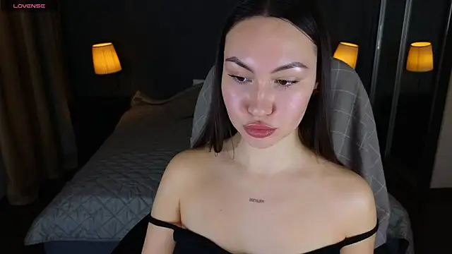 Snapshot of GIGI_BENNET chatting on 01/18/25, 05:41 GIGI BENNET online show from 01/18/25, 05:41