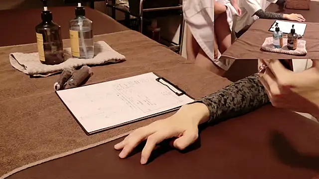 Snapshot of Hanabi-hentai chatting on 03/12/25, 12:36 Hanabi-hentai online show from 03/12/25, 12:36