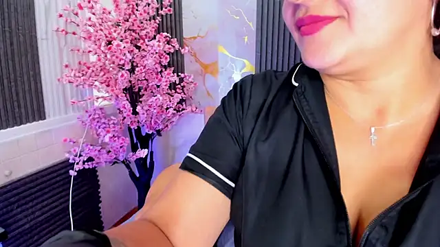 kate evans1 online show from 07/02/26, 04:35
