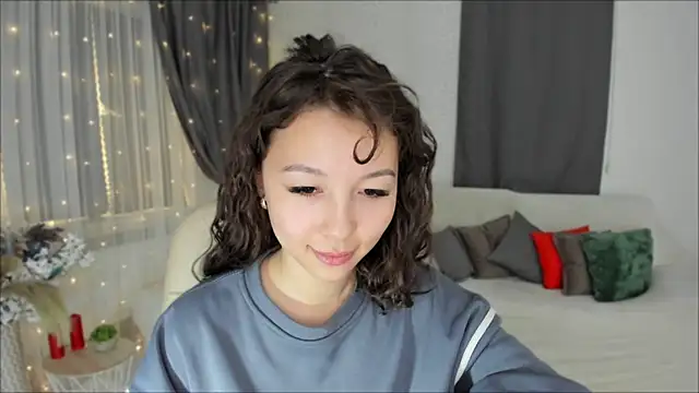 AgnieszkaBanana online show from 02/05/25, 10:30