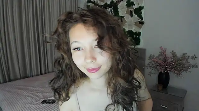 AgnieszkaBanana online show from 03/06/25, 10:41