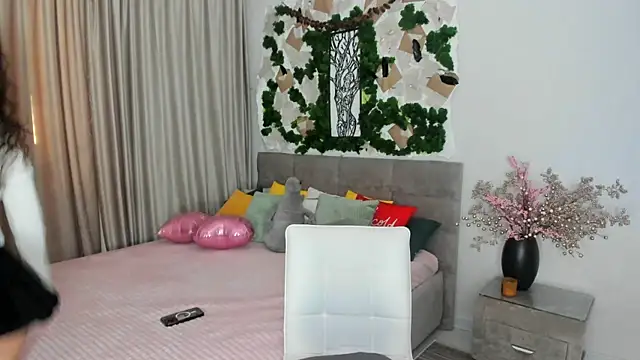 AgnieszkaBanana online show from 03/09/25, 04:16