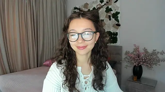 AgnieszkaBanana online show from 03/09/25, 07:23